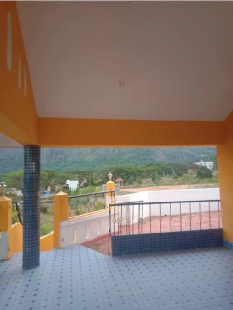Imperial Inn - Haroz Kuttālam Exterior photo
